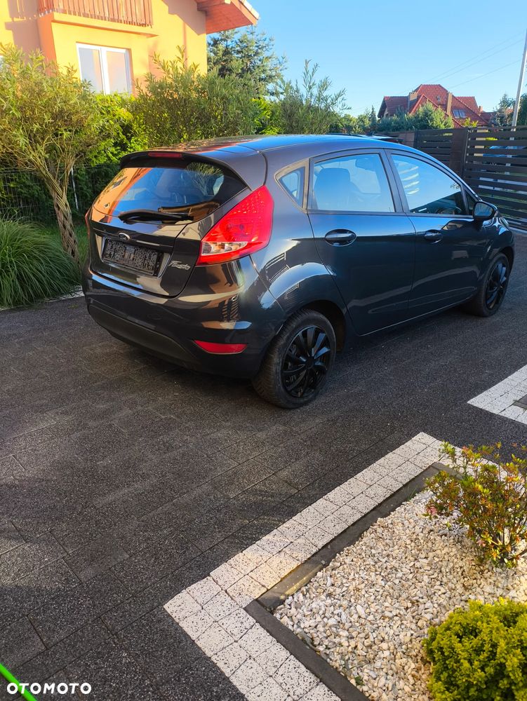 Ford Fiesta 1.25 Champions Edition - 3