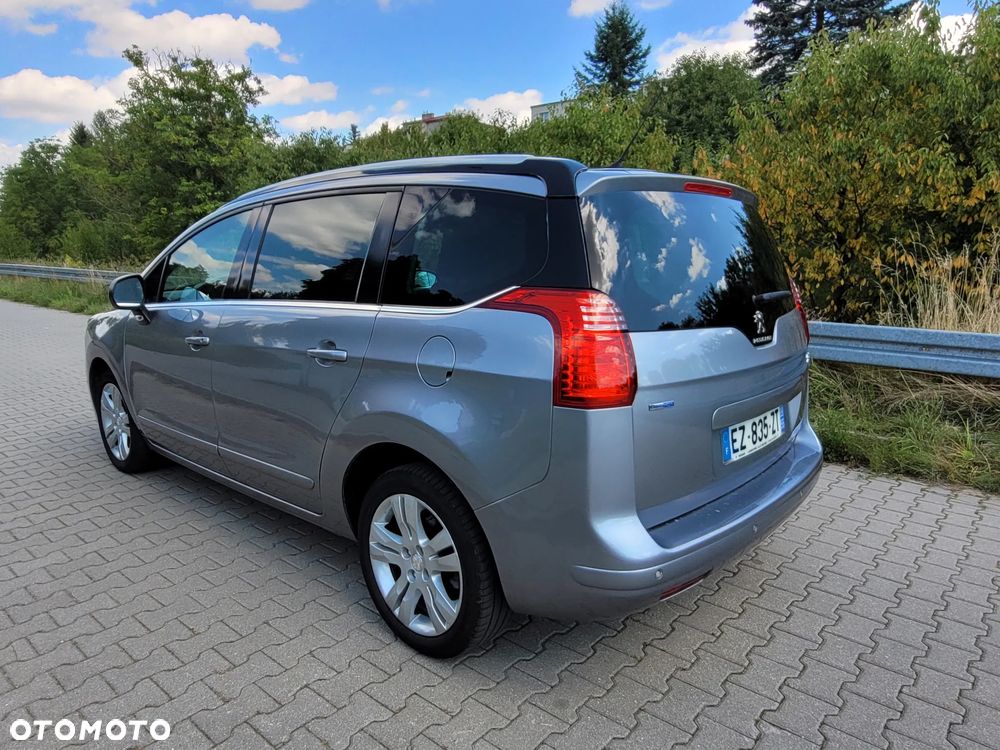 Peugeot 5008 2.0 BlueHDi Allure 7os - 25