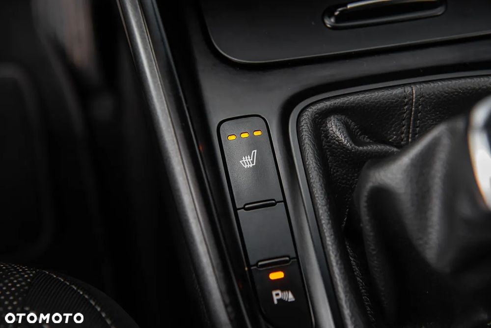 Kia Carens 1.7 CRDi L 7os - 26