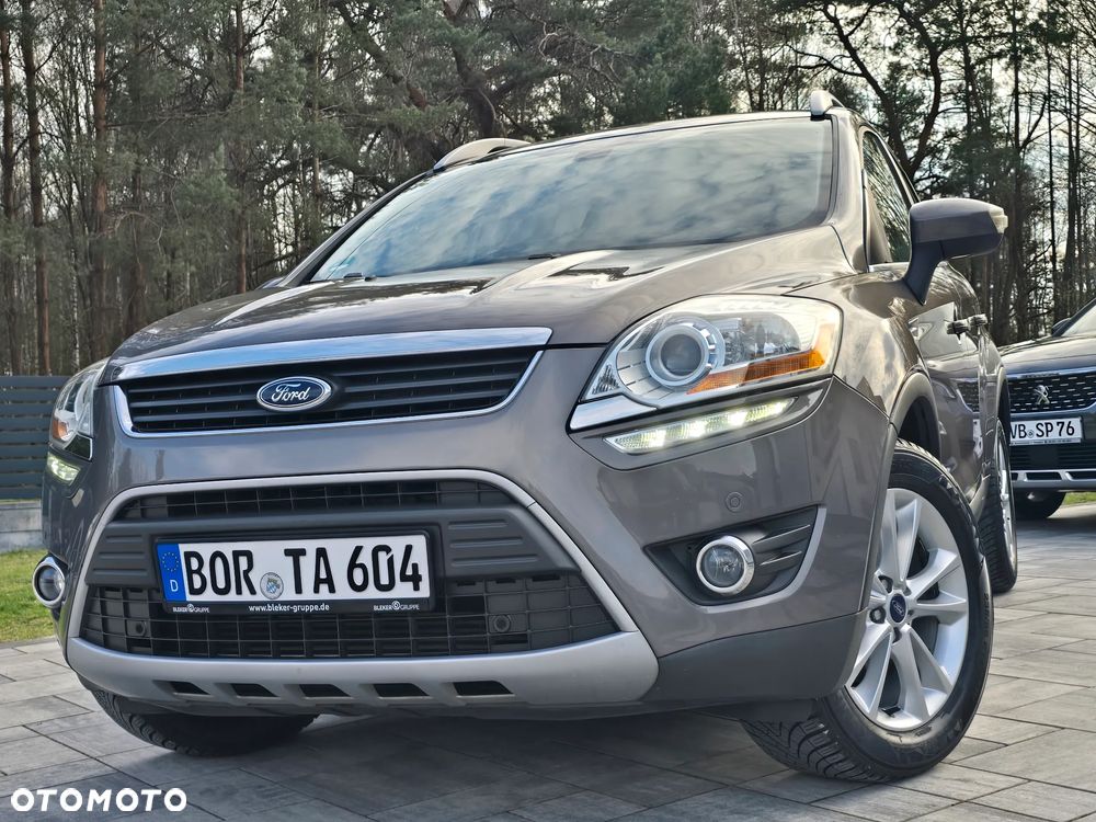 Ford Kuga 2.0 TDCi 2x4 Titanium - 3