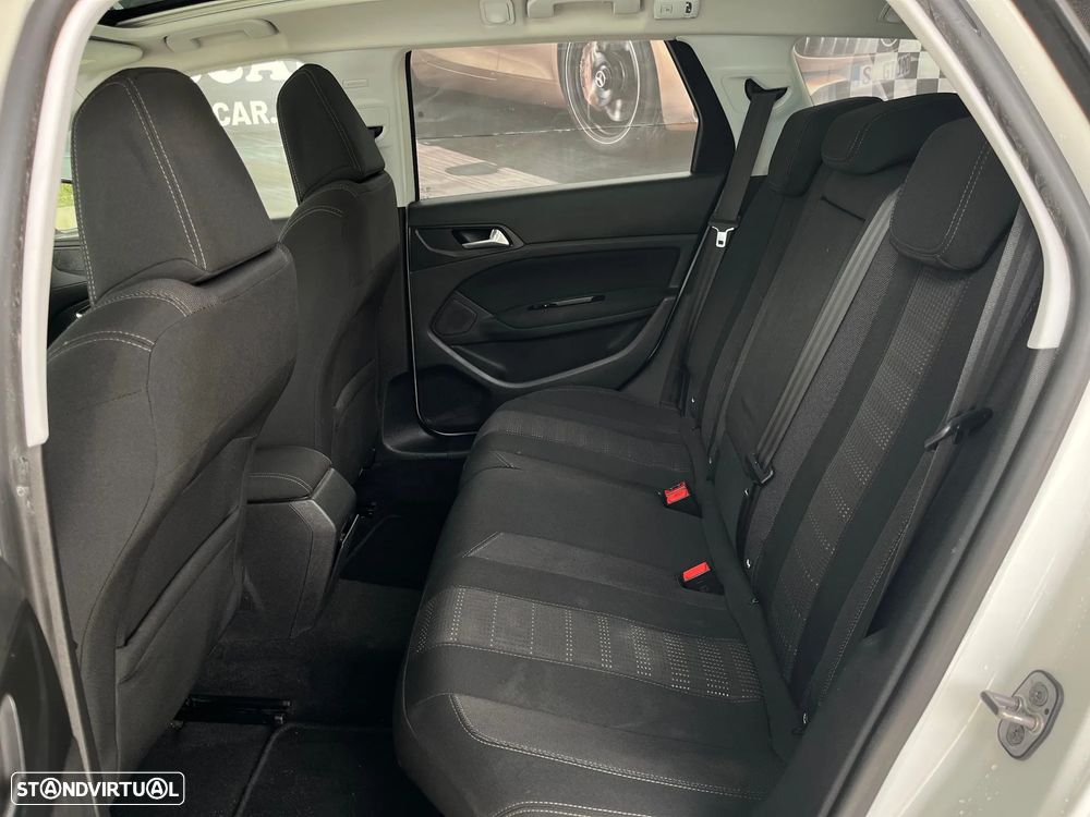 Peugeot 308 SW BlueHDi 120 EAT6 Stop & Start Allure - 9