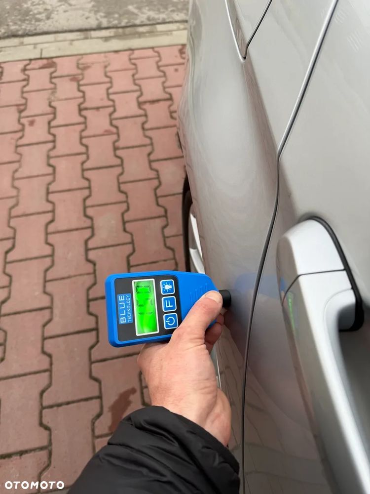 BMW Seria 3 318d DPF Edition Exclusive - 34