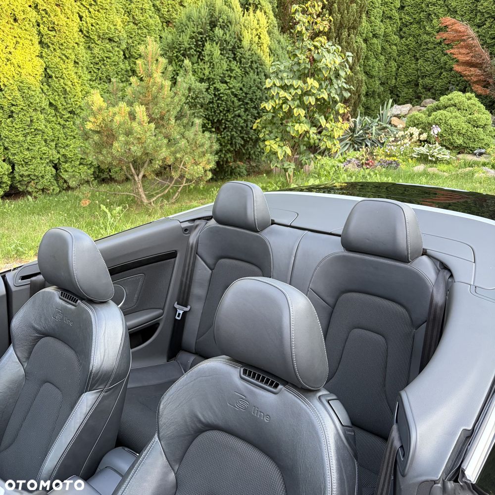 Audi A5 Cabrio 2.0 TDI DPF (clean diesel) - 17