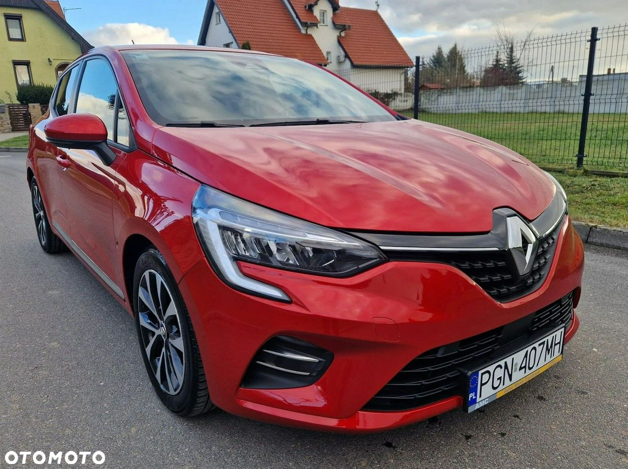 Renault Clio 1.6 E-TECH Intens - 3