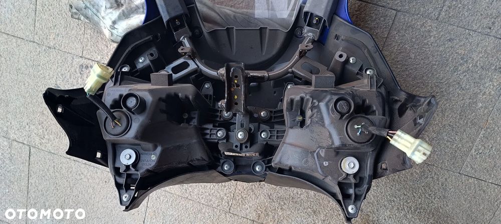 YAMAHA R3 LAMPA REFLEKORT CZASZA OWIEWKA STELAŻ 2019 - 16