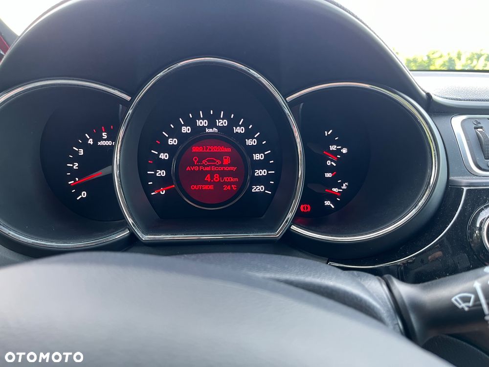 Kia Rio 1.4 crdi XL - 6