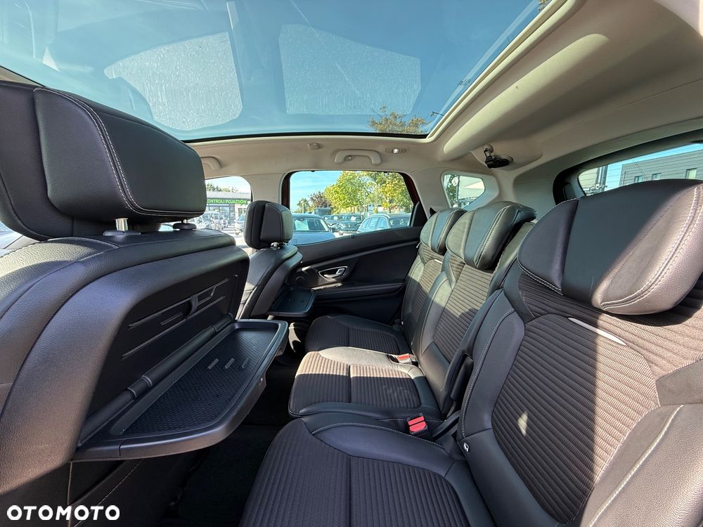 Renault Scenic ENERGY TCe 130 BOSE EDITION - 16