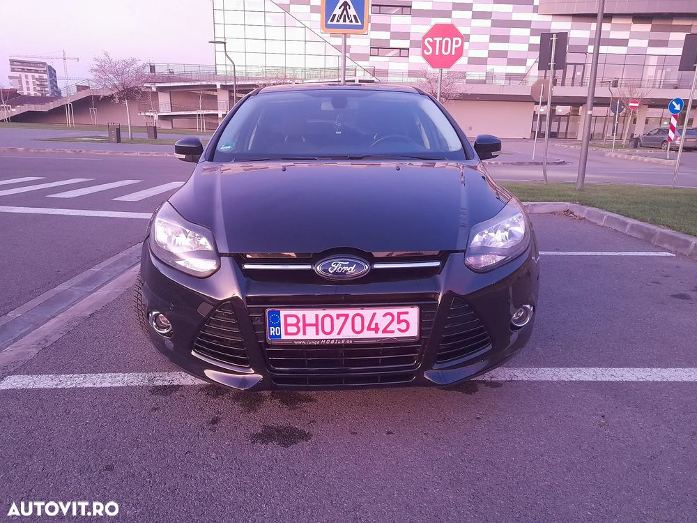 Ford Focus Turnier 1.6 TDCi ECOnetic 88g Start-Stopp-Sy Titanium - 5