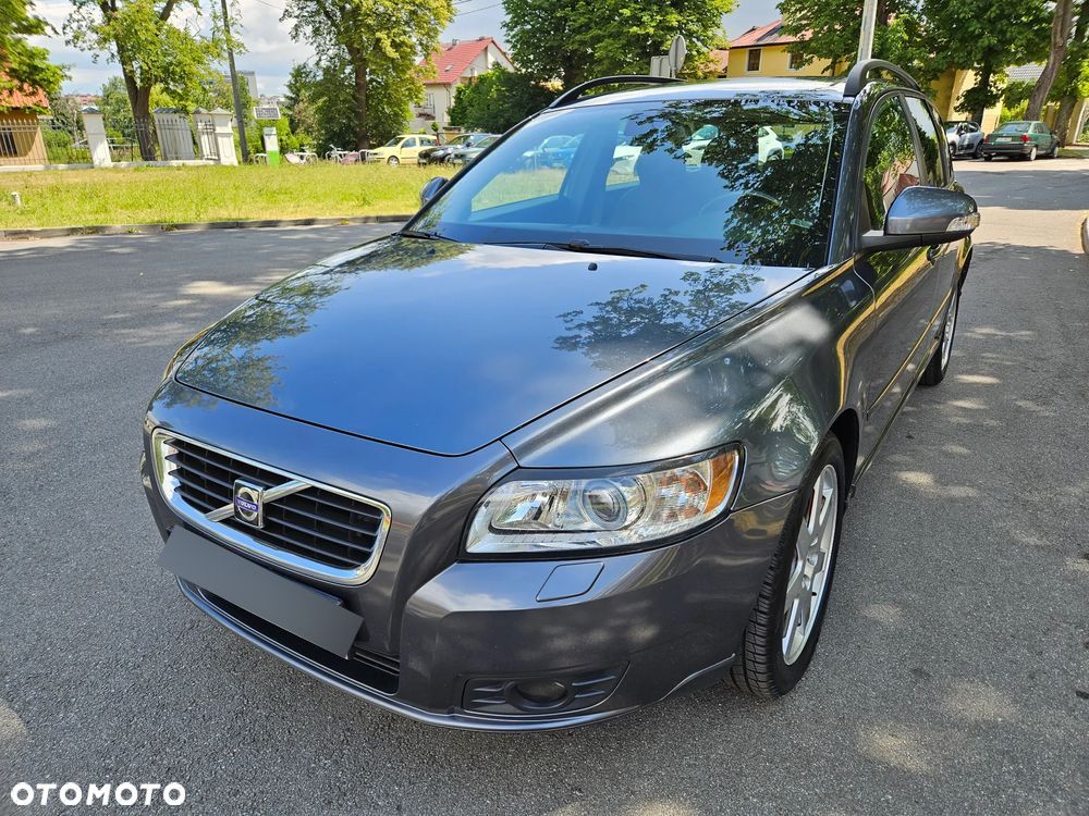 Volvo V50 - 1