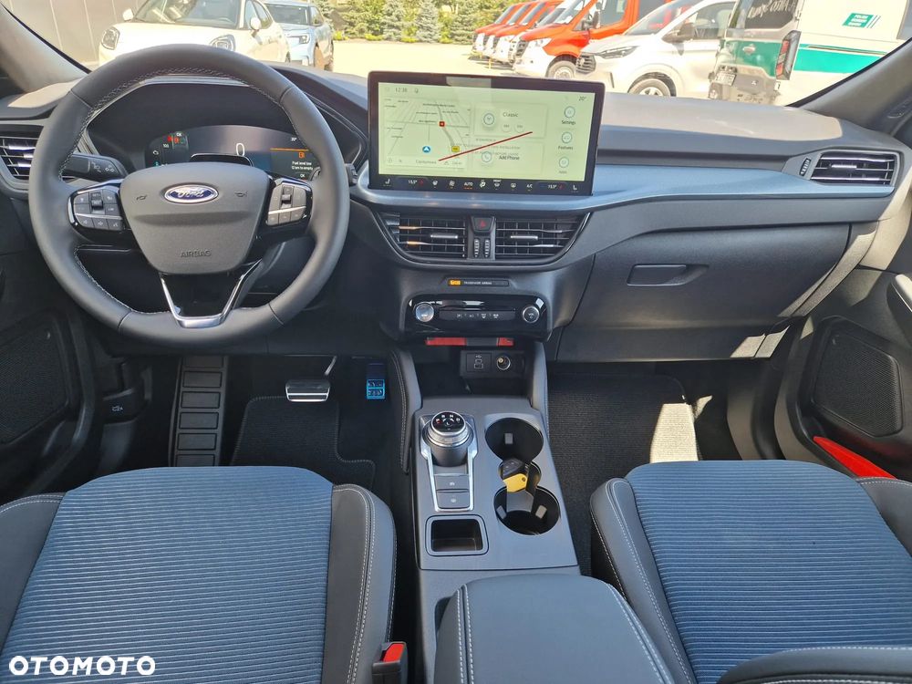 Ford Kuga - 12