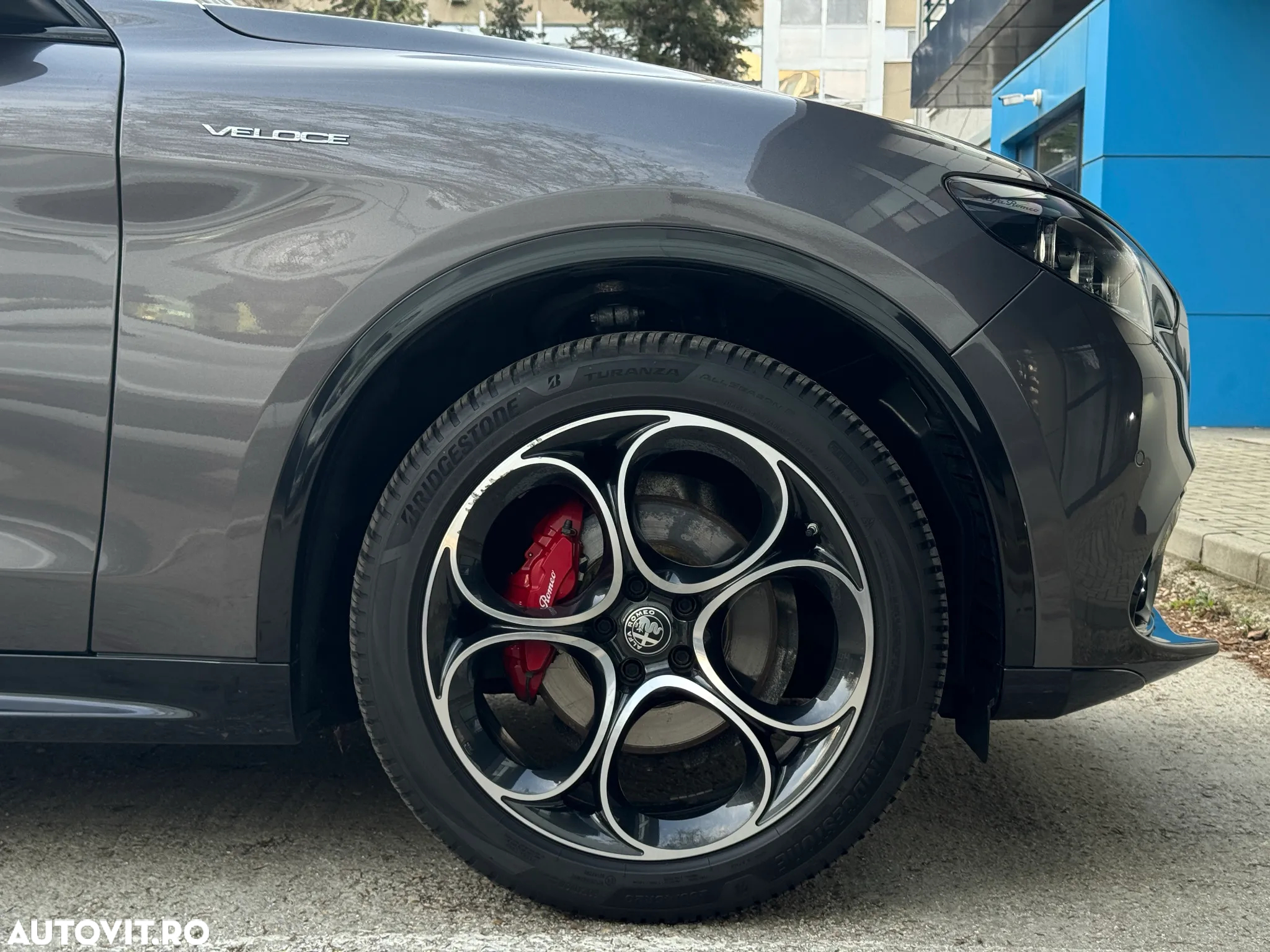 Alfa Romeo Stelvio 2.0 Turbo AWD AT8 Veloce - 11
