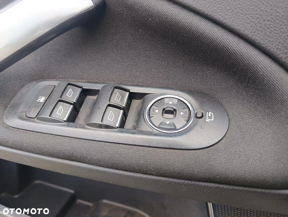 Ford Mondeo 2.0 Ghia Executive - 10