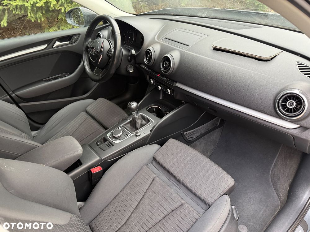 Audi A3 Sportback 2.0 TDI (clean diesel) Ambiente - 20