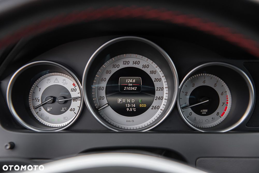 Mercedes-Benz Klasa C 200 7G-TRONIC Edition - 21