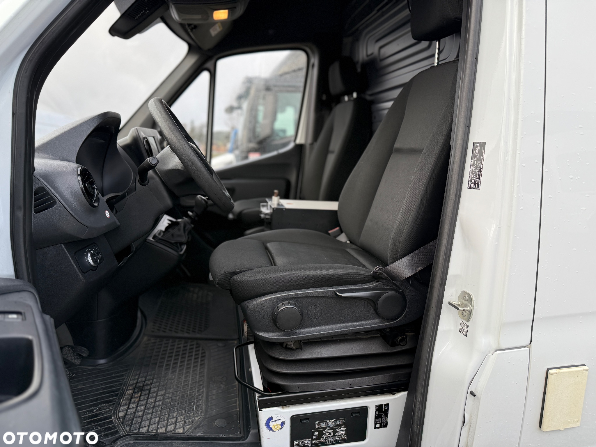 Mercedes-Benz Sprinter 314 CDI /L2H2/WARSZTAT Sortimo/Zasilanie 230V/Navi/Klima/Webasto/Kamera/hak/bdb stan - 21
