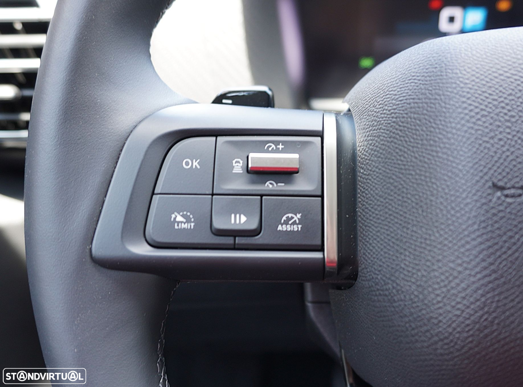 Citroën C4 1.2 PureTech Shine EAT8 - 12