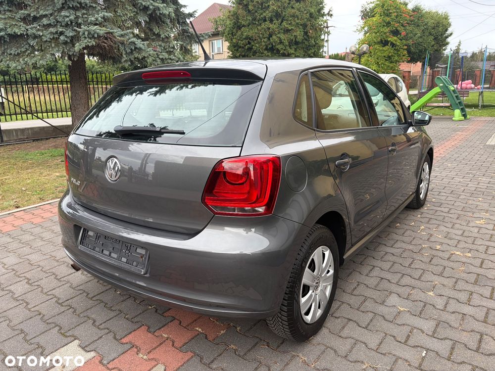 Volkswagen Polo 1.4 Comfortline - 12