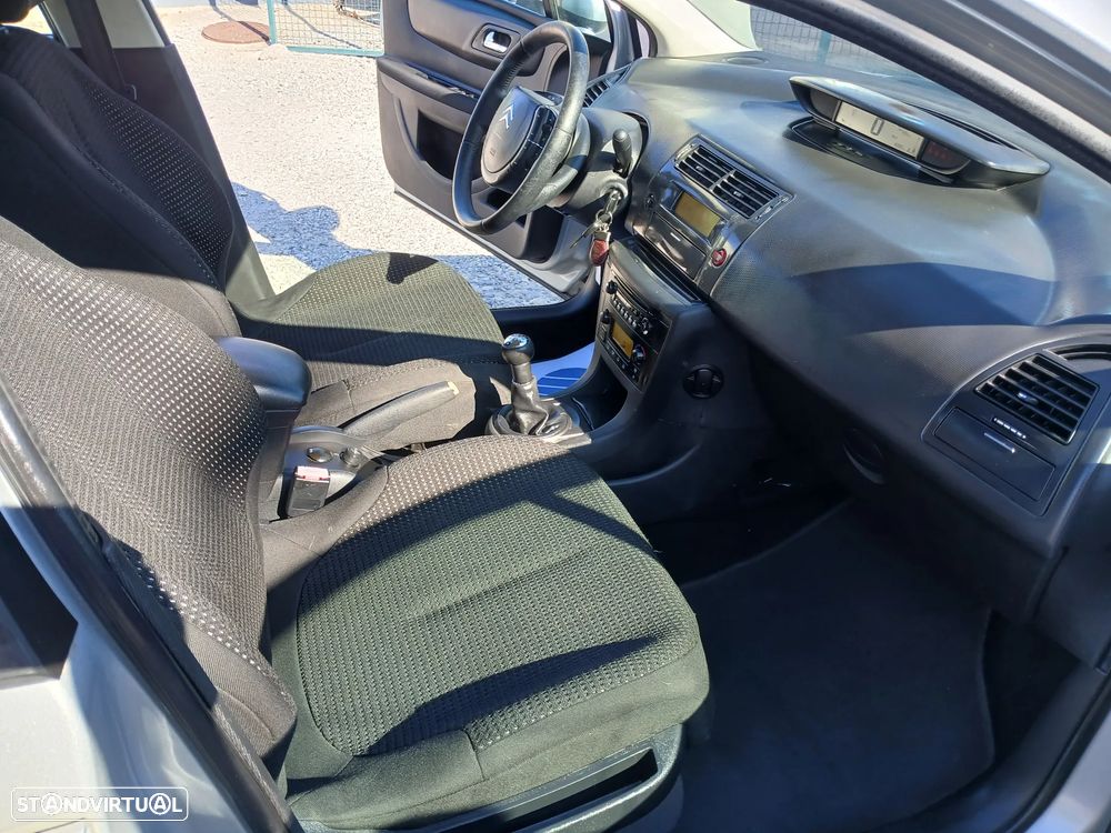 Citroën C4 1.6 HDi 110 SX Pack - 25