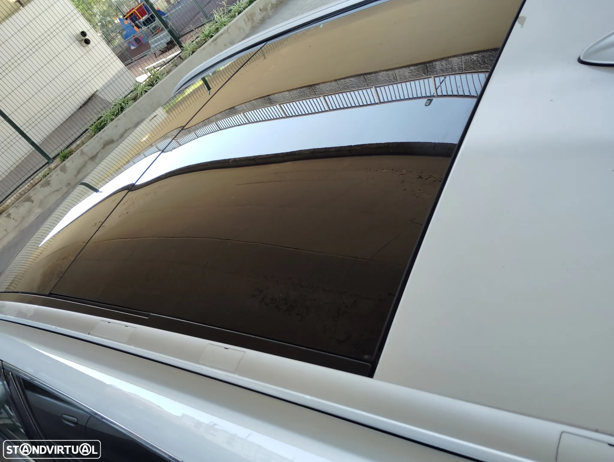 Hyundai i40 SW 1.7 CRDi Blue Comfort DCT - 4