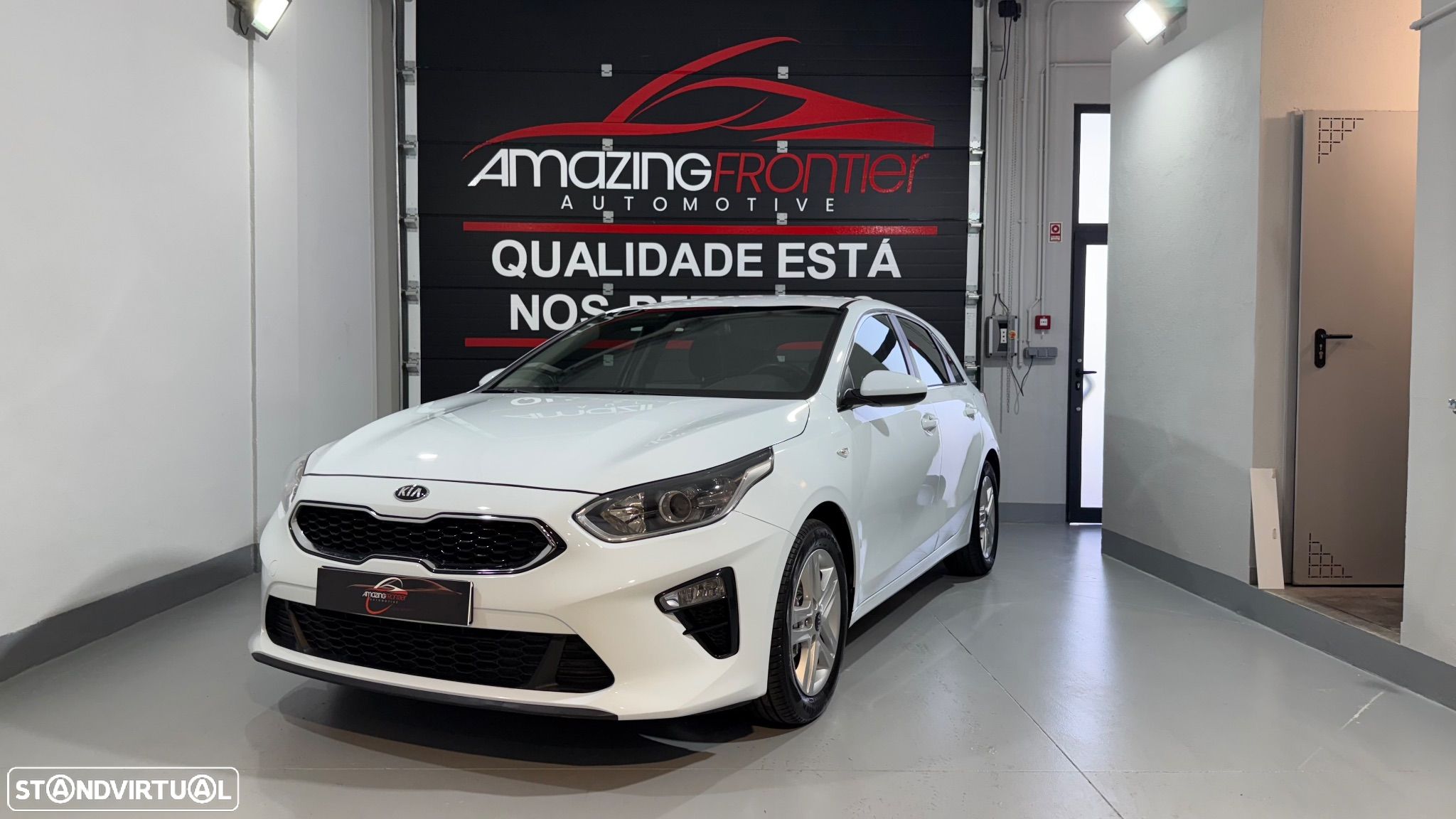 Kia Ceed 1.0 T-GDI Urban - 1