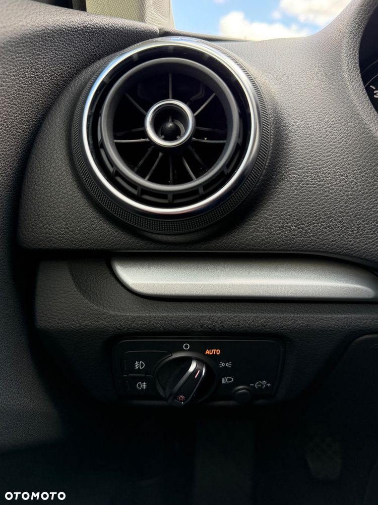 Audi A3 Sportback 2.0 TDI sport - 22