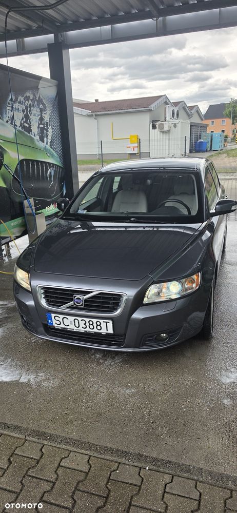 Volvo V50 - 1