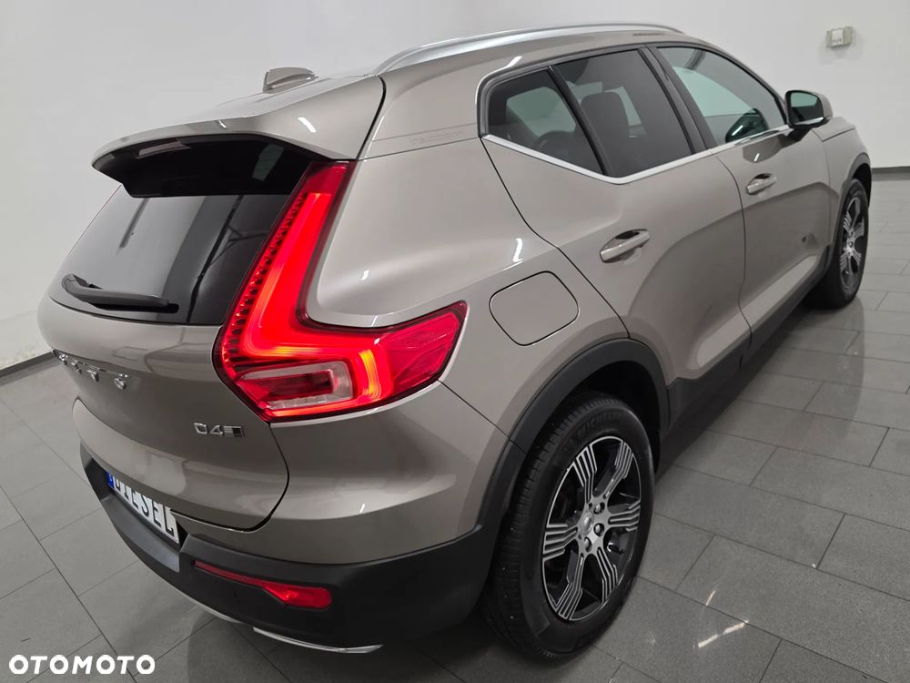 Volvo XC 40 D4 AWD Geartronic Inscription - 6