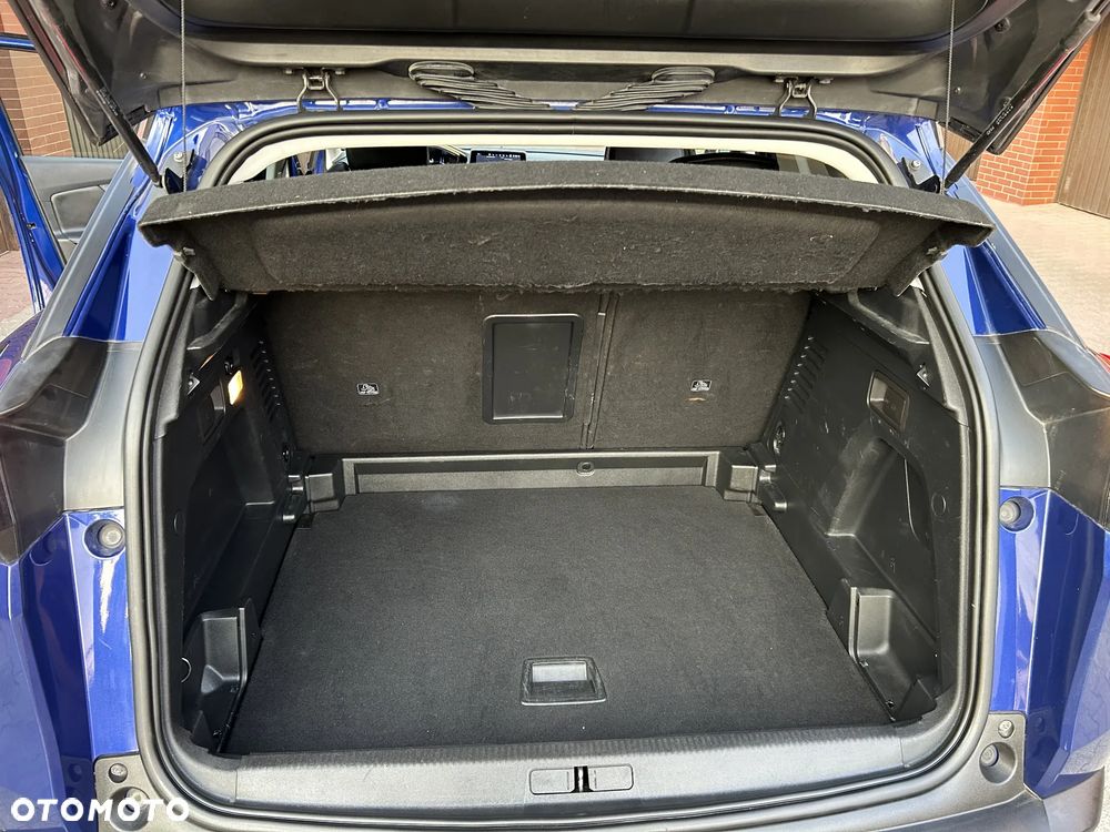 Peugeot 3008 1.6 BlueHDi Allure S&S EAT6 - 12