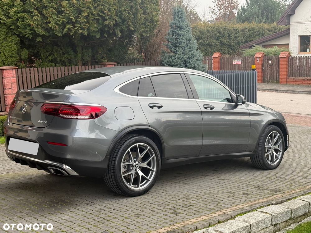 Mercedes-Benz GLC 200 4-Matic - 4