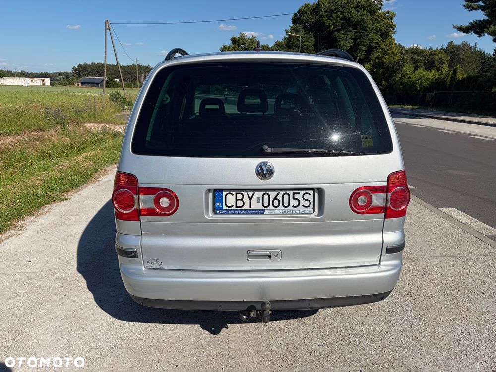 Volkswagen Sharan 2.0 TDI Trendline - 4