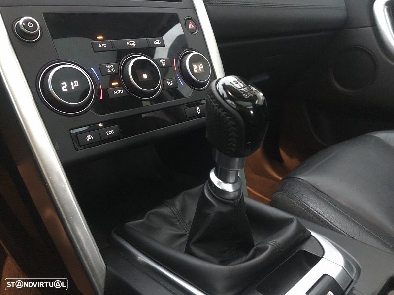 Land Rover Discovery Sport 2.0 eD4 HSE - 20