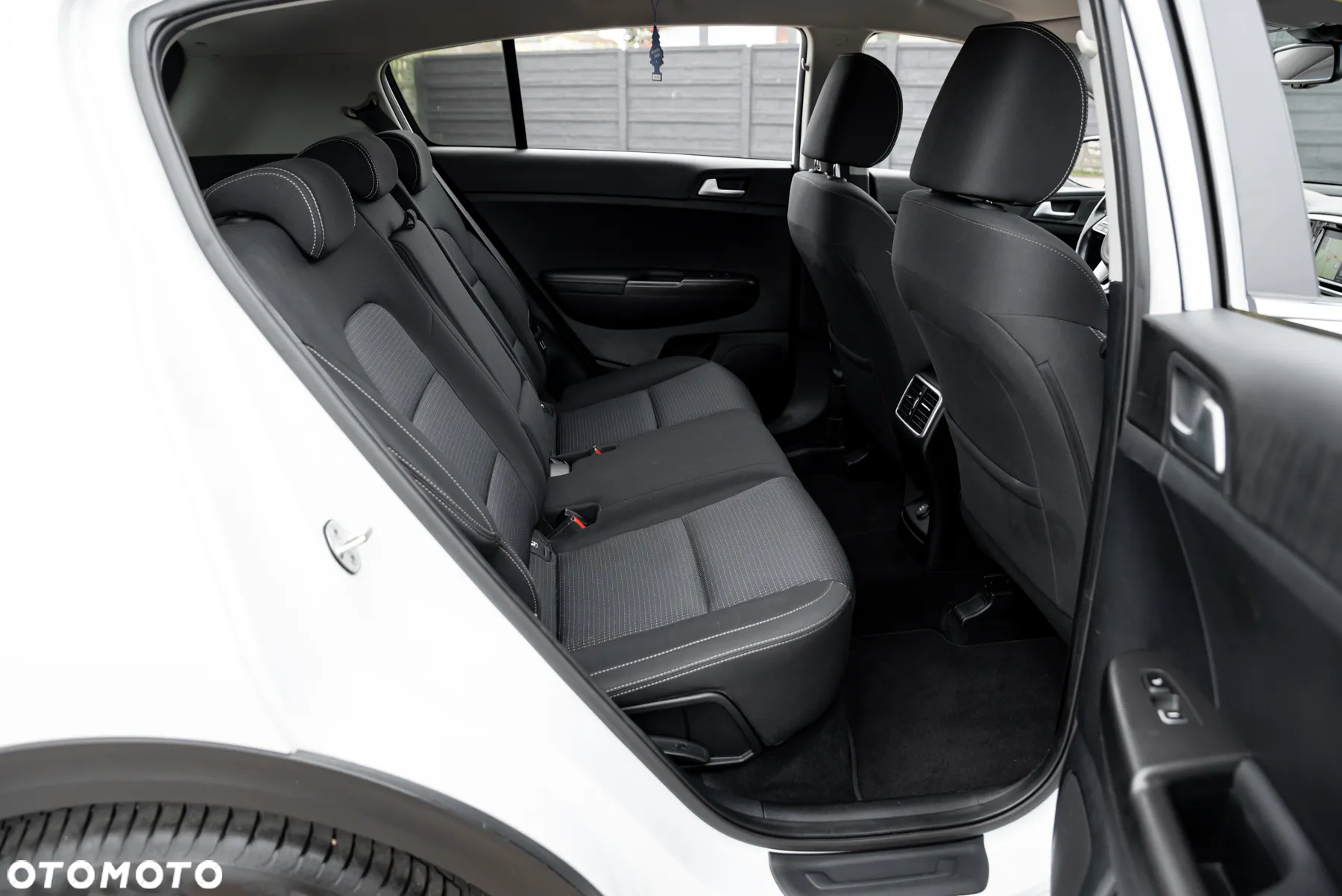 Kia Sportage 1.6 CRDI AWD Eco-Dynamics+ (48V M-H) DCT Vision - 21