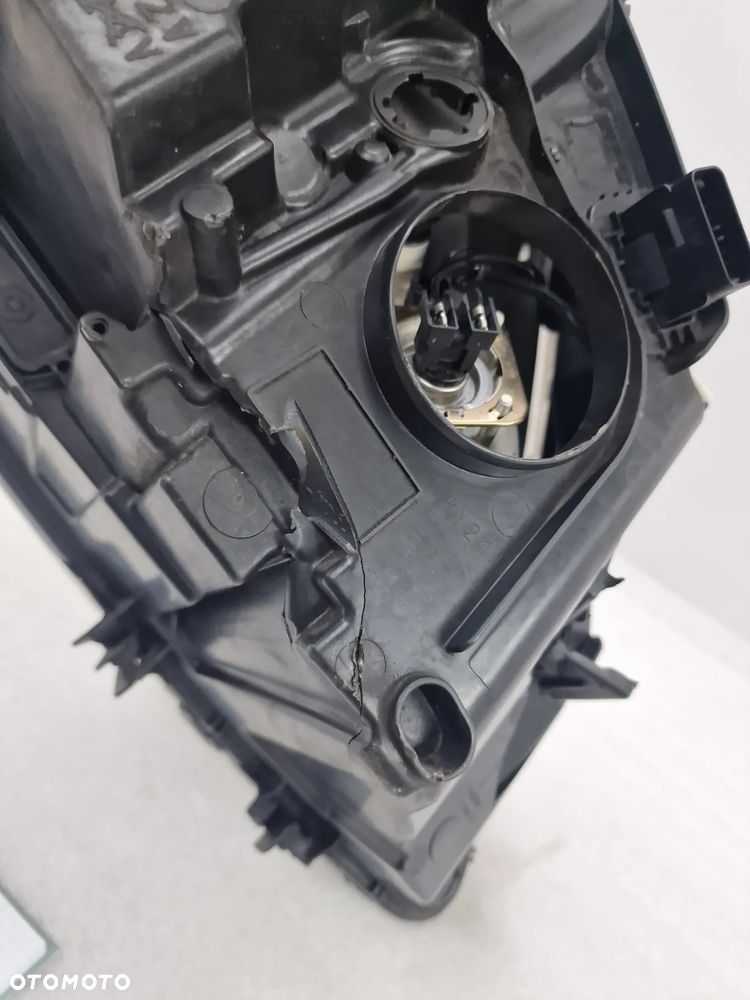 RENAULT SCENIC 3 III LIFT 12- LEWA LAMPA PRZEDNIA PRZÓD , NR 89906003 , NR AUKCJI LA291 - 19