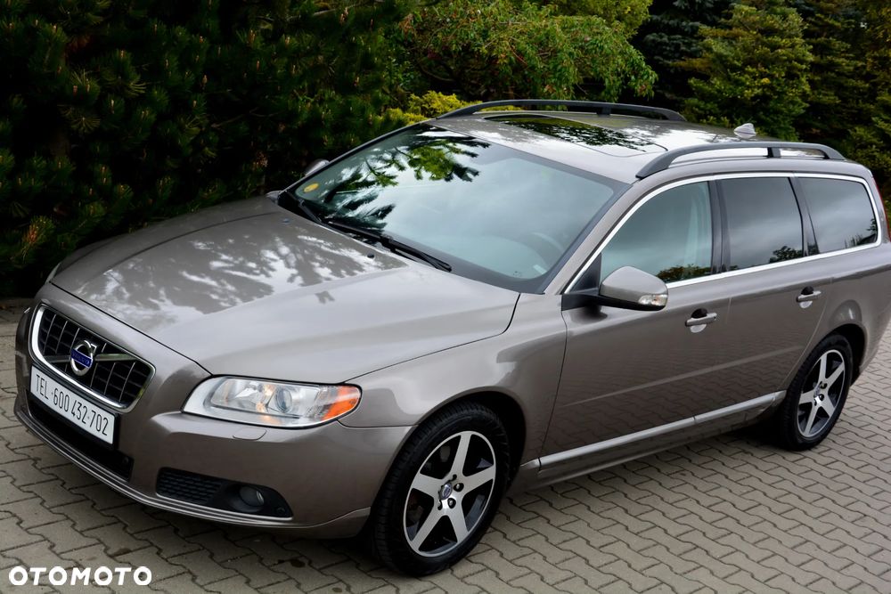 Volvo V70 2.0D Momentum - 21