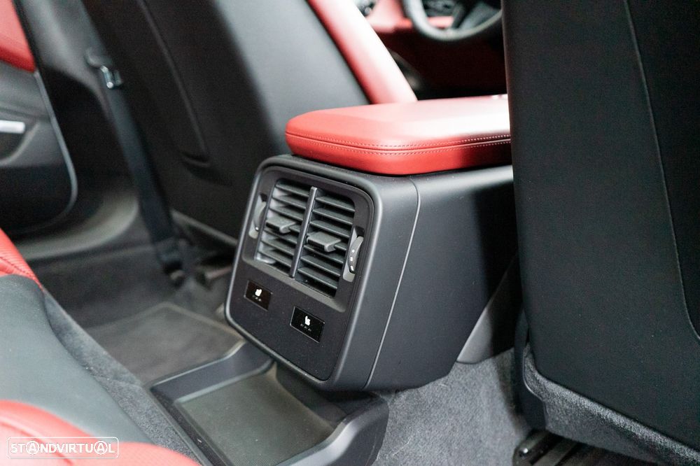 Porsche Taycan 4S - 54