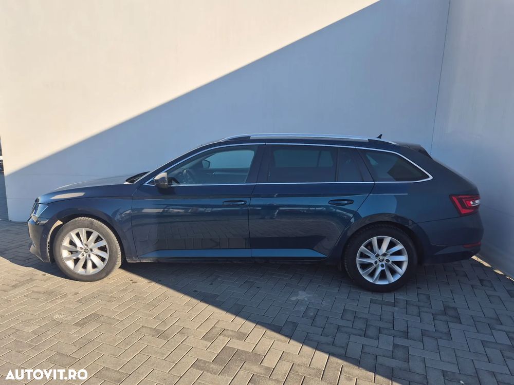 Skoda Superb 1.6 TDI DSG Style - 2