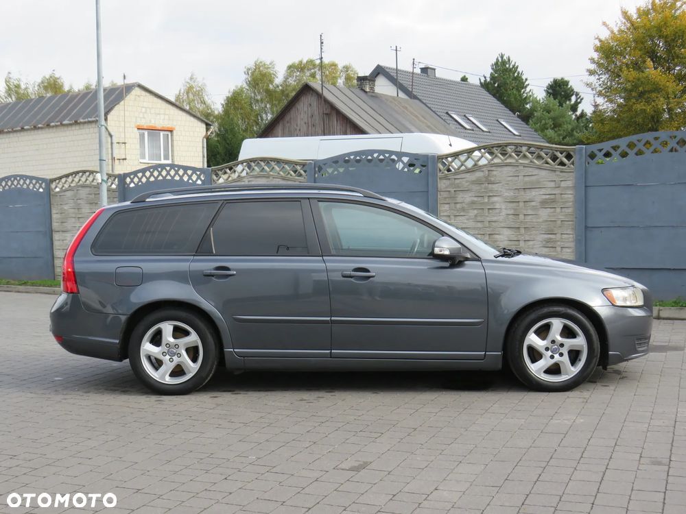 Volvo V50 D2 Momentum Start-Stop - 11