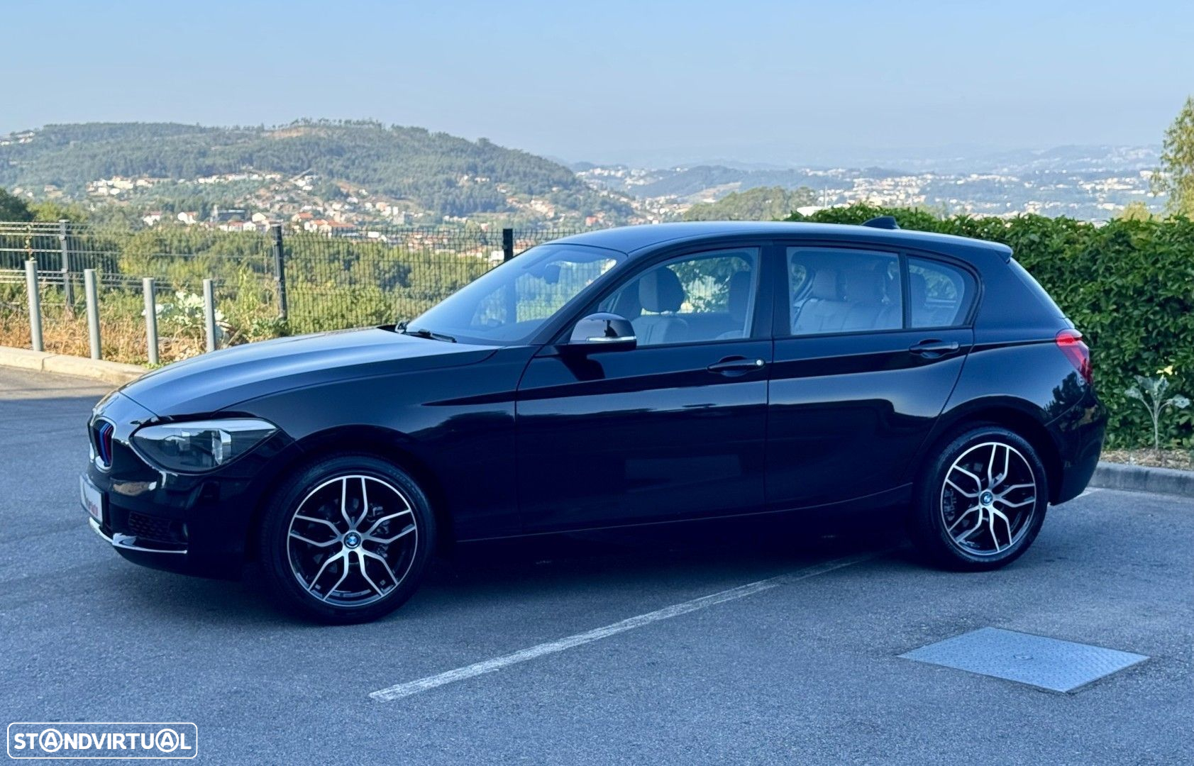 BMW 116 d Line Urban - 23