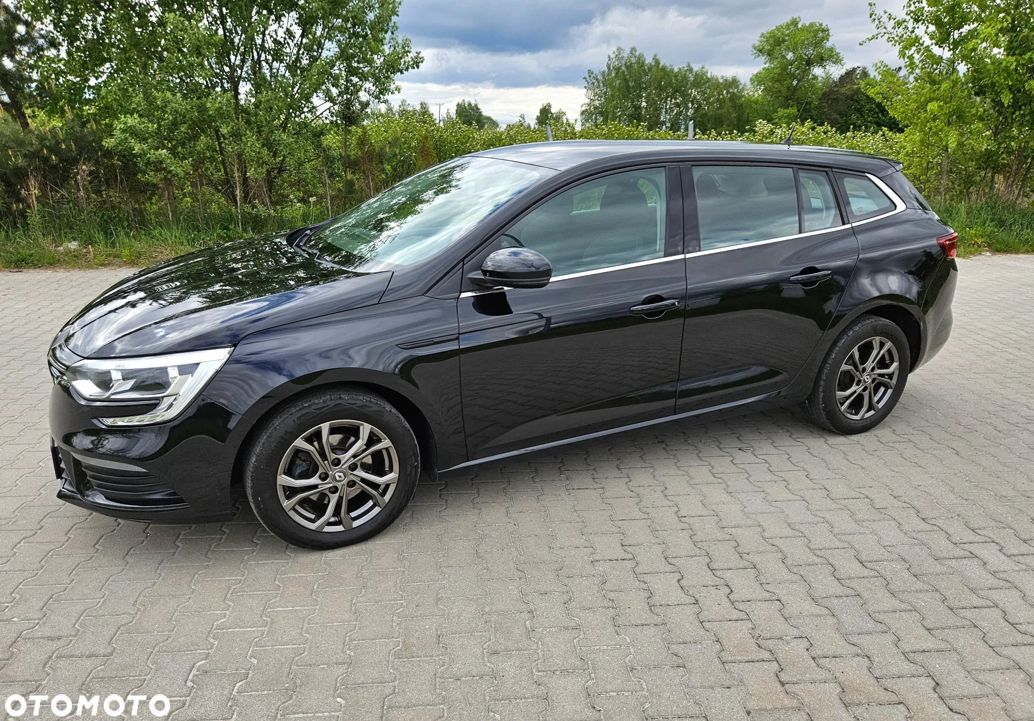 Renault Megane Grandtour ENERGY TCe 130 INTENS - 12