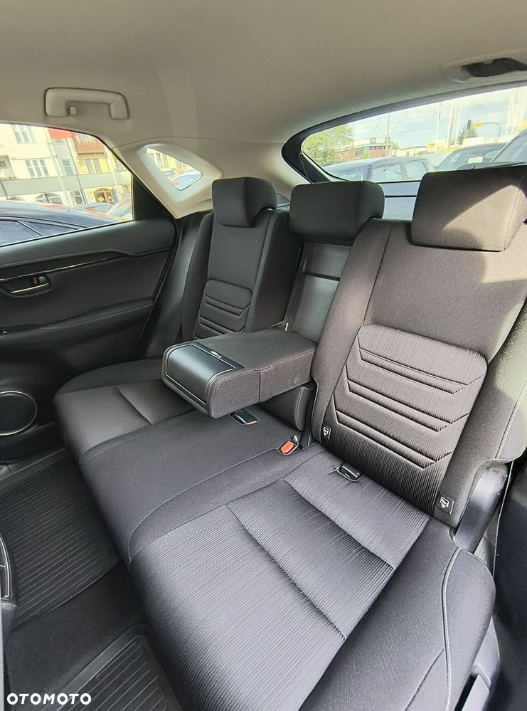 Lexus NX 300 Business Edition AWD - 14