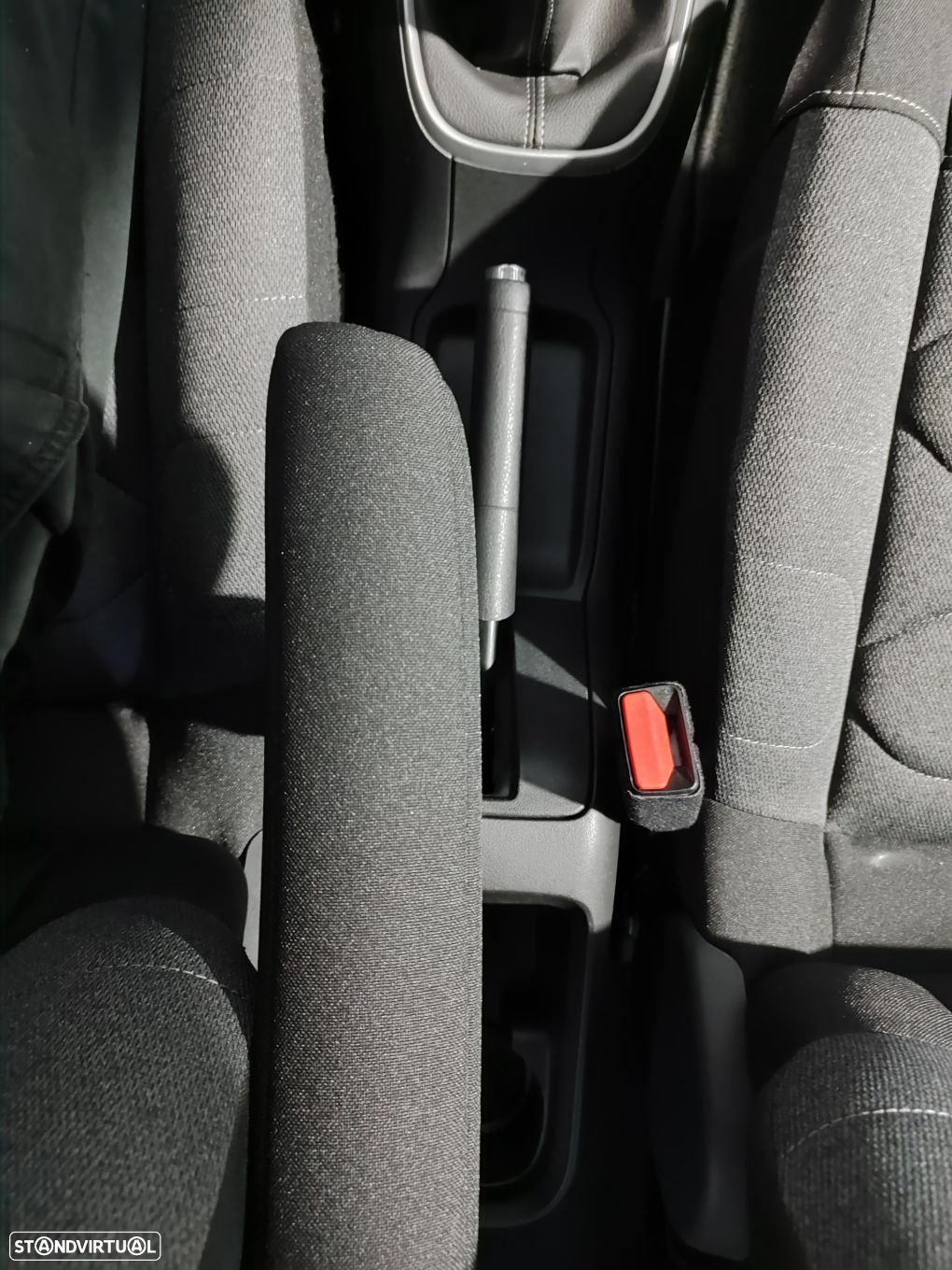 Citroën C3 1.2 PureTech Shine - 29