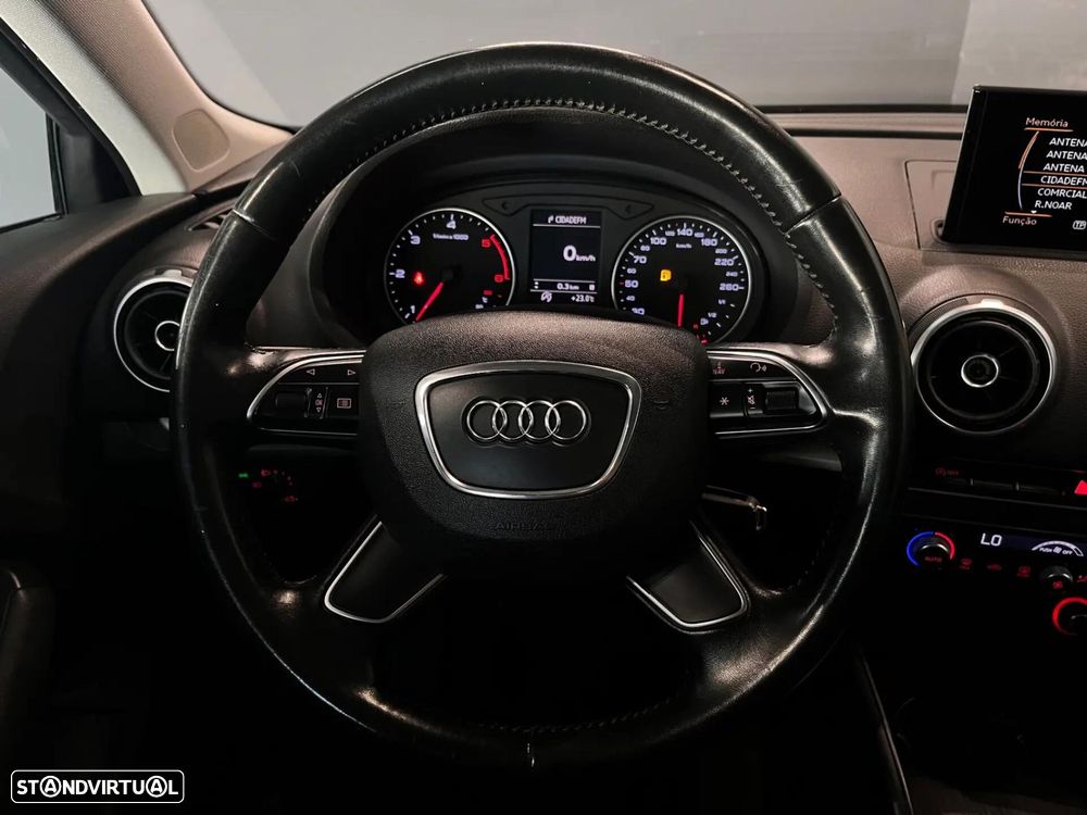 Audi A3 Sportback 1.6 TDI - 17