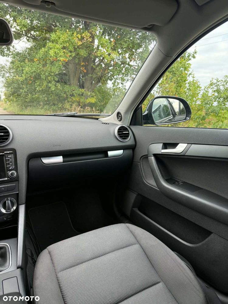 Audi A3 Sportback 1.4 TFSI Attraction S tronic - 26