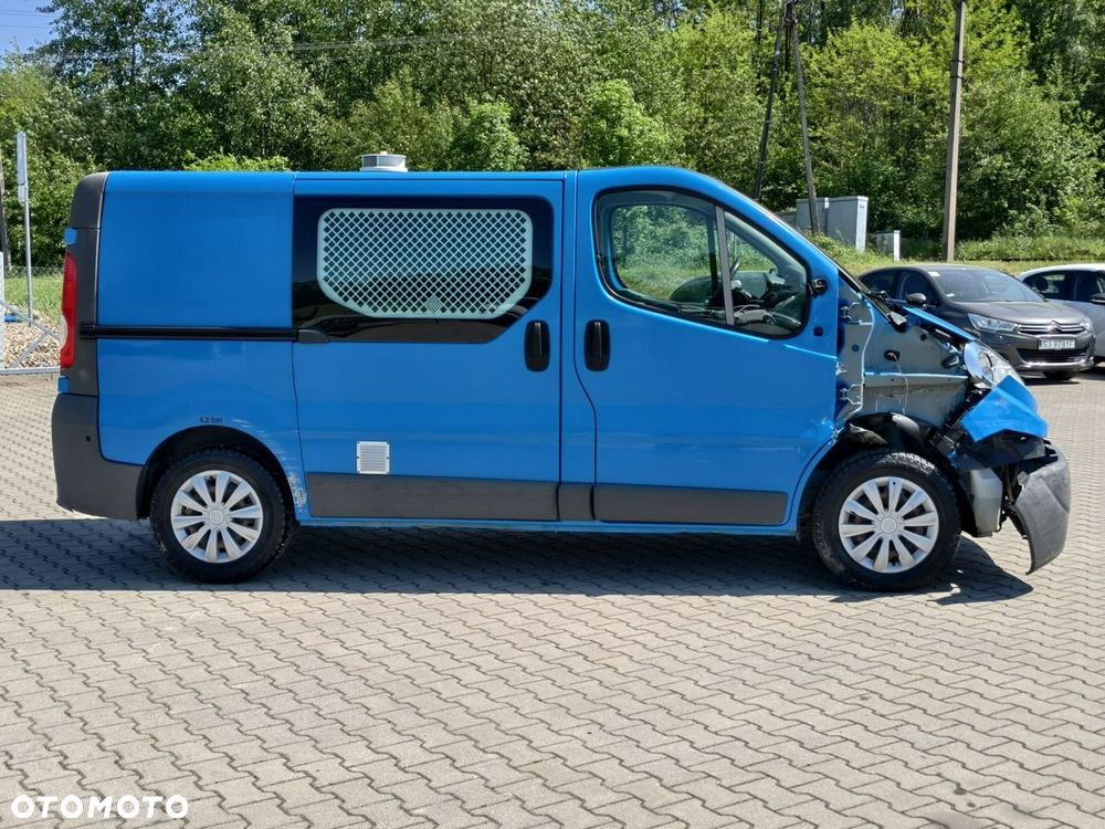 Renault Trafic - 8
