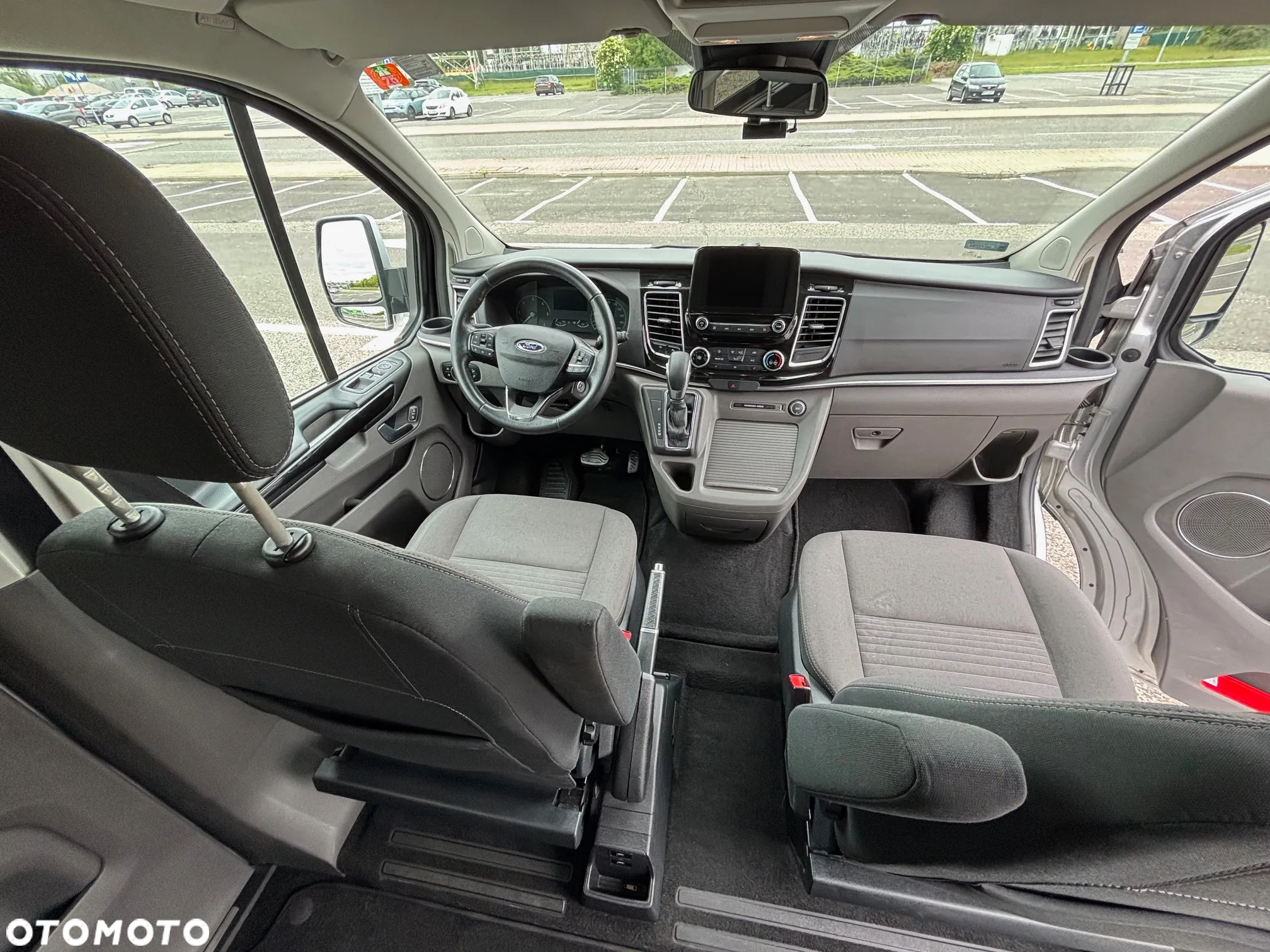 Ford Tourneo Custom 2.0 EcoBlue L1 Titanium SelectShift - 10