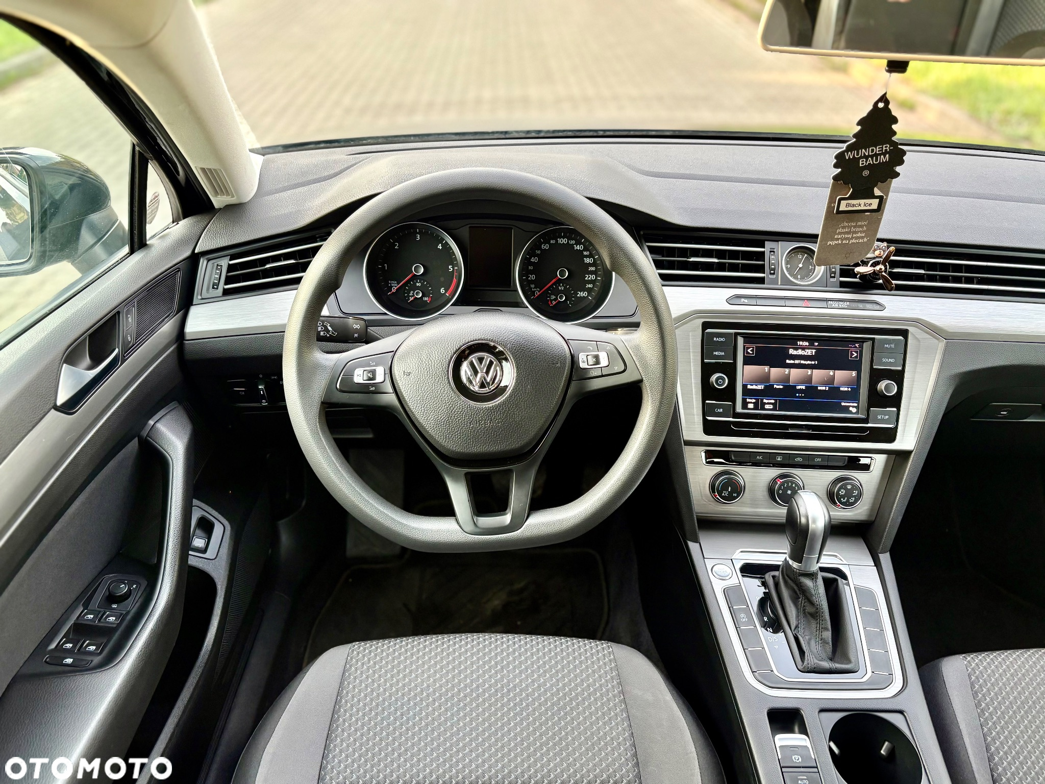 Volkswagen Passat 2.0 TDI BMT SCR Trendline DSG7 - 11