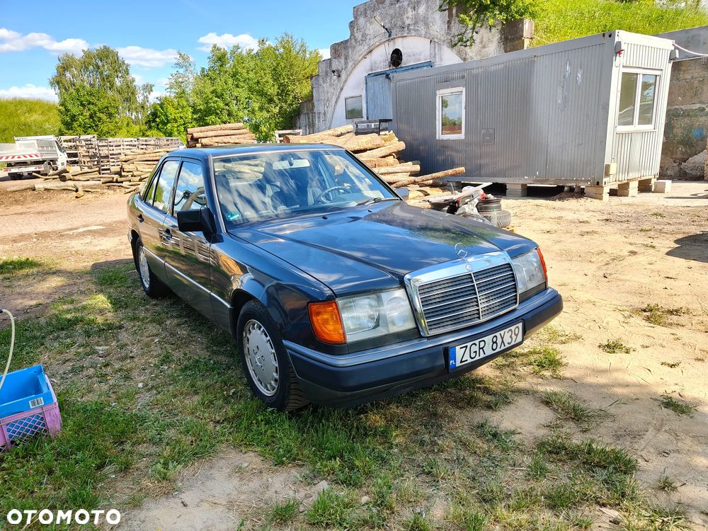 Mercedes-Benz W124 (1984-1993) - 1