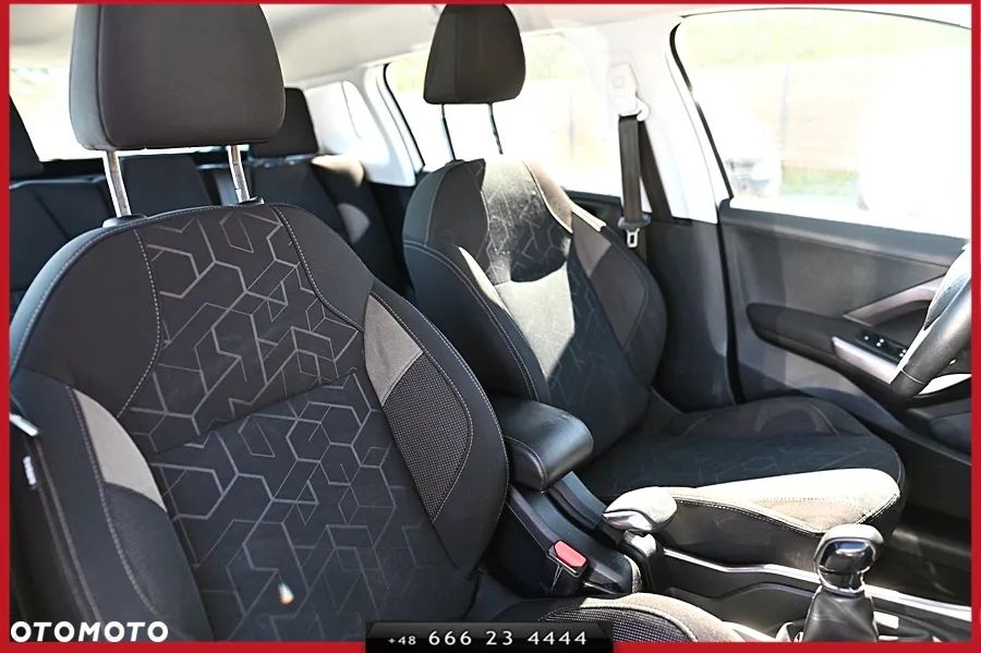 Peugeot 2008 1.6 e-HDi Allure S&S - 17