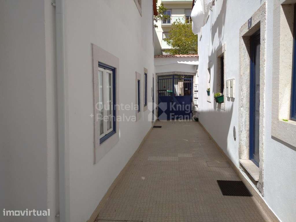 Conjunto de 4 apartamentos para venda em Lisboa - Grande imagem: 2/24