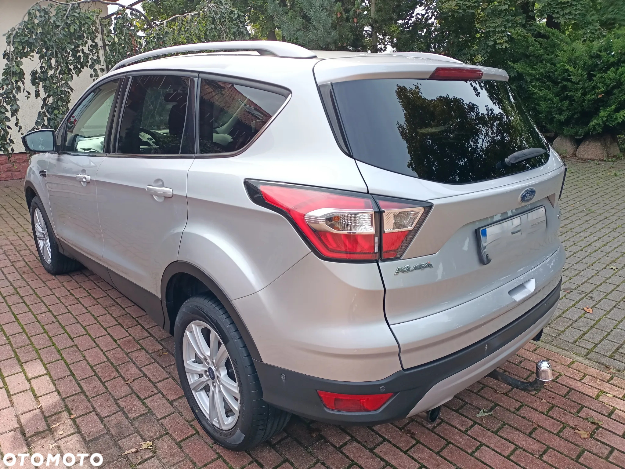 Ford Kuga 1.5 EcoBoost FWD Edition ASS - 2